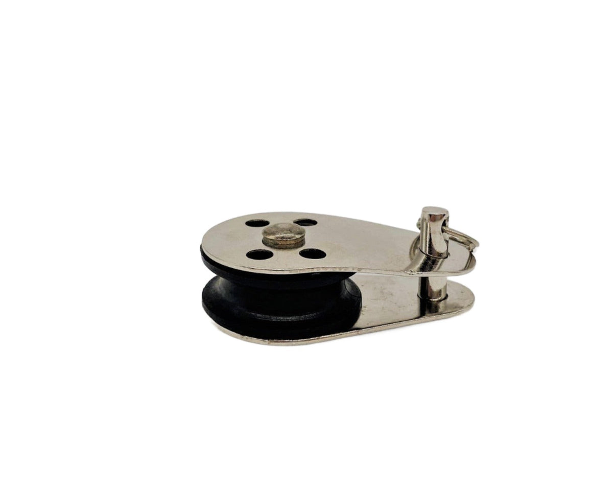 Pulley with Removable Pin (Bracket Stainless, Wheel Polymide) Ref: 166-12-6 from Winchshop