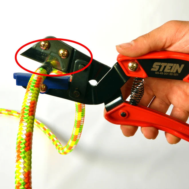 STEIN - Razor Rope Cutter in Use from RiggingUK