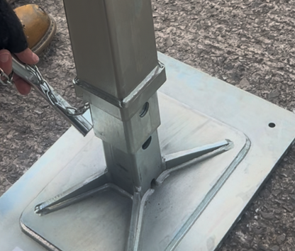 MCJ3 Mechanical Cable Reel Jack Sets - Close up of adjustable pin levels