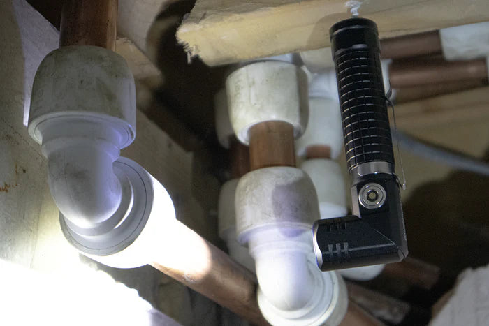NightSearcher Explorer Twister rechargeable torch attached to beam
