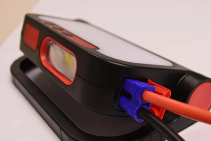 StarBooster - 500 Lumens - Rechargeable Car Jump Starter