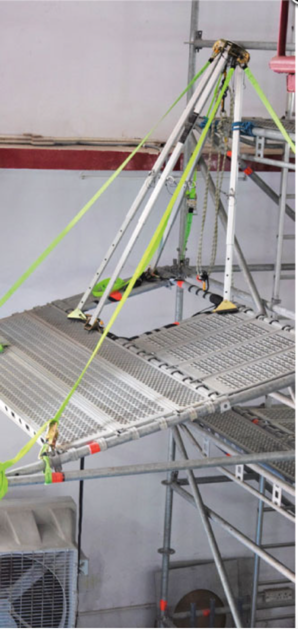 Kratos - Quadpod for Confined Space Rescue