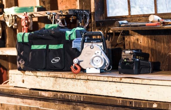 PCW3000-LI Battery powered Portable Capstan Winch with kit bag