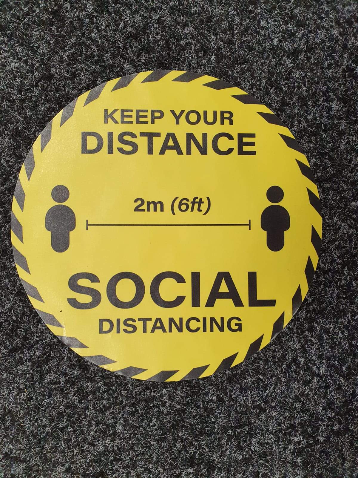 Keep your distance 2m 6ft